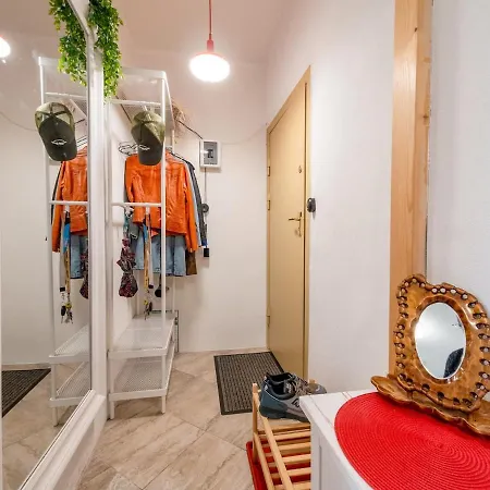 Artsy 2 Bedroom Next To Old Town With Garden And Parking * Tallinn