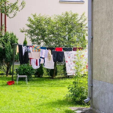 Artsy 2 Bedroom Next To Old Town With Garden And Parking * Reval